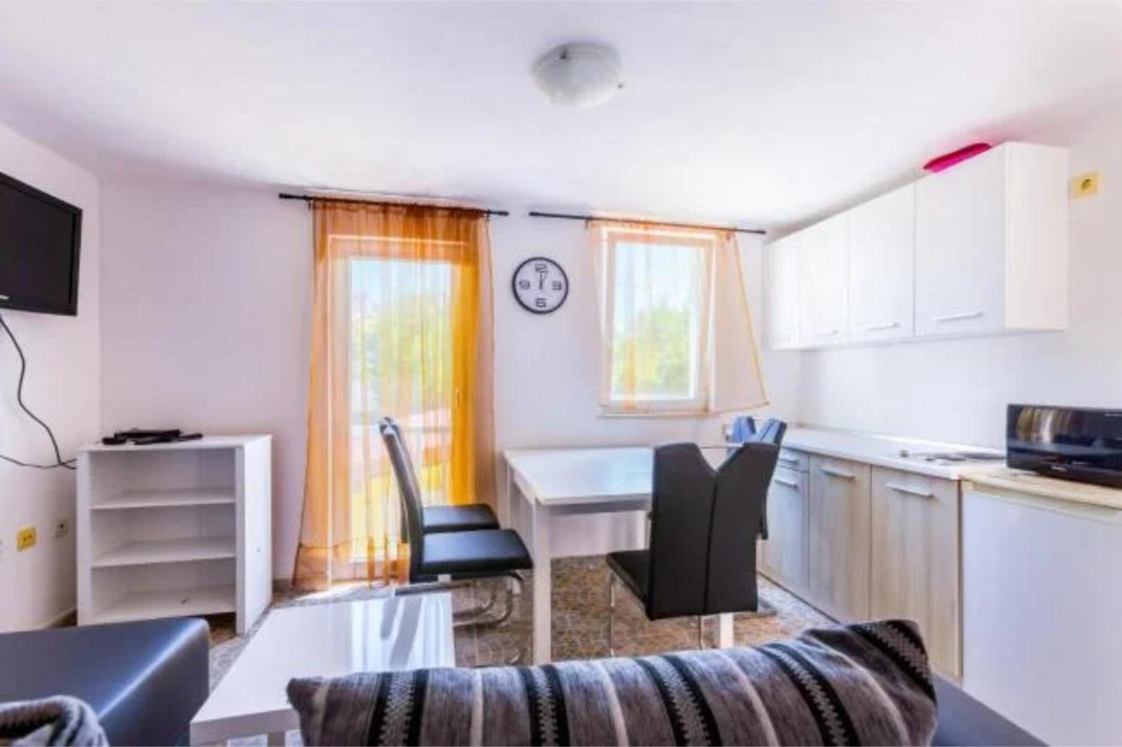 Apartments Elisabeth Медулин Екстериор снимка